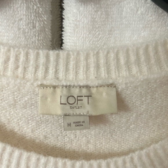 Loft Outlet Sequin Heart Sweater. Size M. Worn once. - Picture 3 of 4